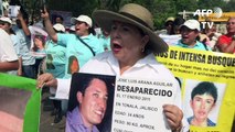 Madres mexicanas marchan en su día por sus hijos desaparecidos