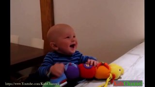 baby-kids-fails-2015-funny-baby-fail-hour-compilation-6