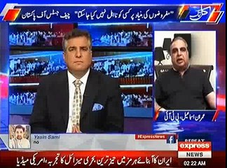 Fierce fight between Daniyal Aziz and Imran Ismail in a talk show