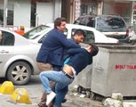 Mecidiyeköy'de Sokak Ortasında Tekme ve Tokatlı Kız Kavgası