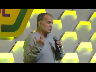 Técnicos e Táticas: Marcelo Bielsa, ex-seleções argentina e chilena