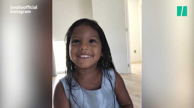 La fille de Booba essaye de prononcer Macron ... et ça ne se passe pas du tout comme prévu