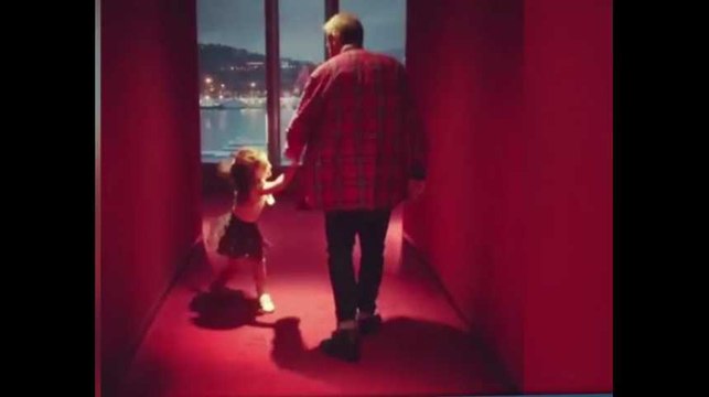 Laurent Ournac s’offre un remake de Danse Avec Les Stars avec sa fille (vidéo)