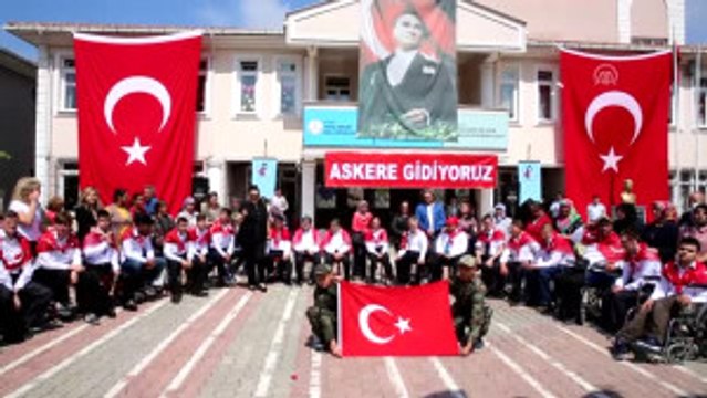 Engelli Gençlere Temsili Askerlik Öncesi Kına Gecesi