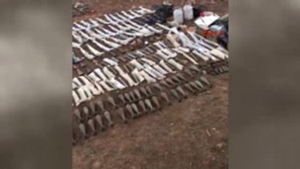 Şırnak - Kato Dağı'nda 'Atikler' PKK'ya Ait Mağarada 108 Kaleşnikof Piyade Tüfeği Ele Geçirdi 2