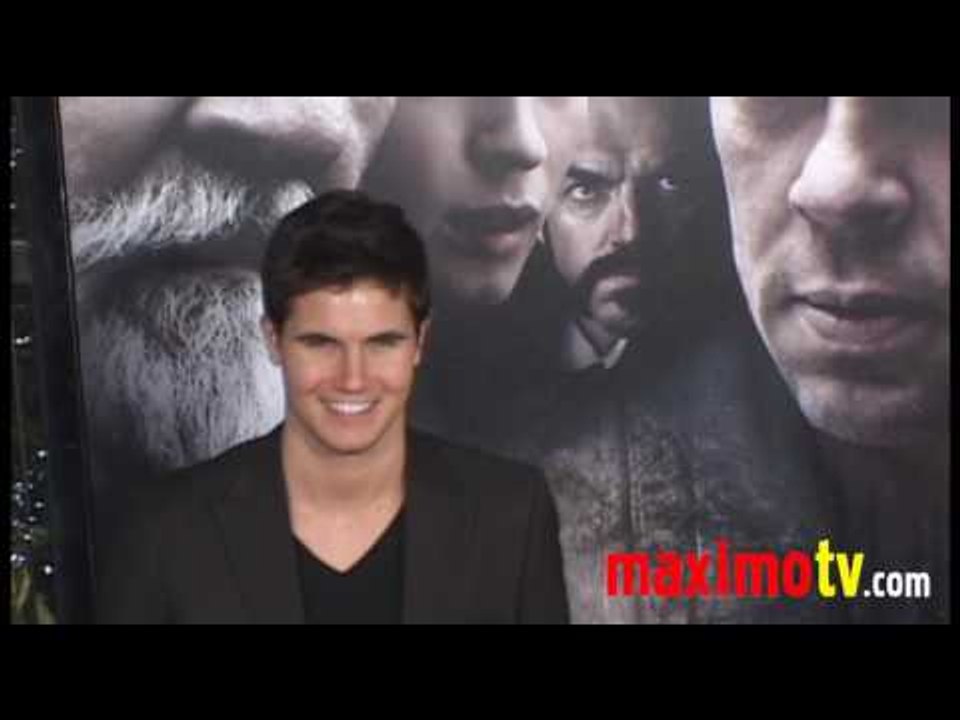 ROBBIE AMELL Does "The Wolfman" Premiere Arrivals February 9, 2010
