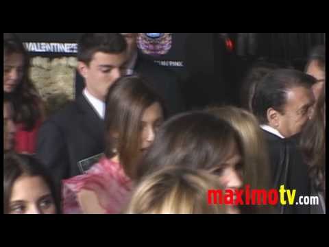 Jessica Biel and Jennifer Garner at Valentine's Day Los Angeles Premiere Arrivals