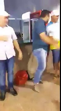‫فيدوهات مضحكة - هههه اكتيفا ليه الفيبرور‬