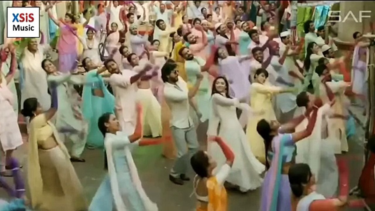 Mere Rashke Qamar Raees Ft Shahrukh Khan Mahira Khan and Sunny Leone YouTube - YouTube