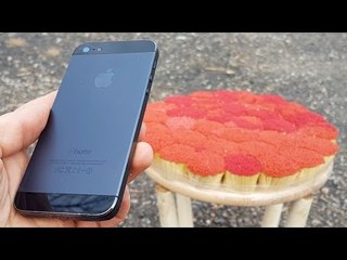 EXPLOSIVE TEST iPhone 5 vs 20 000 MATCHES