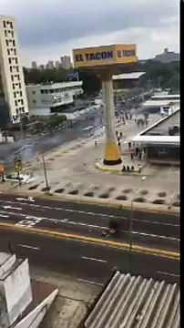 Venezuela: Enfrentamientos entre manifestantes y entidades de seguridad del estado en Maracaibo