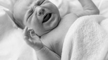 Yeni doğan bakımı - Bebeğin gazını çıkartma