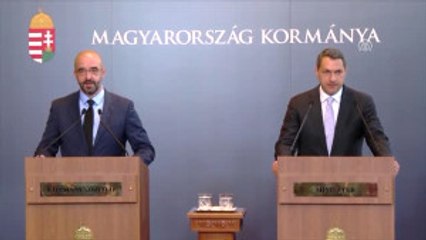 Macaristan AB'nin Zorunlu Kotasına Karşı