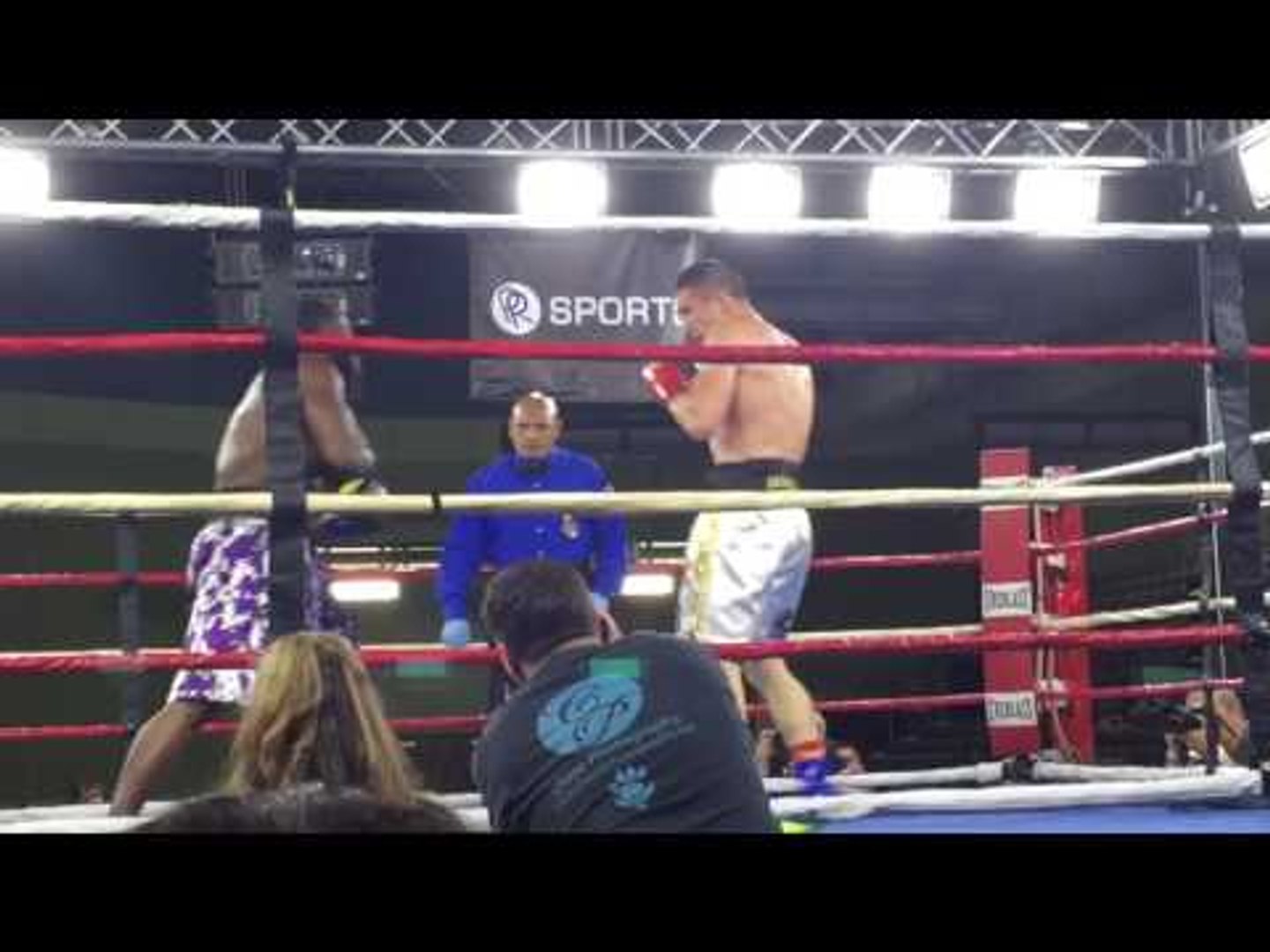 boxing puncher vs boxer - esnews boxing