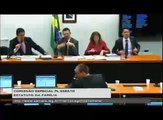 Eduardo Bolsonaro ri das mentiras esquerdistas