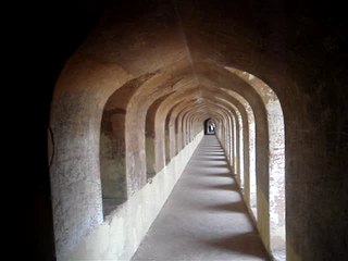 Lucknow-Bhul Bhulaiya-Rare Monument