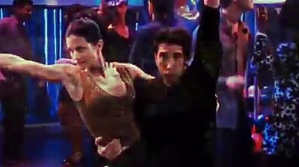 Parents recreate the iconic Ross-Monica ‘routine’ from F.R.I.E.N.D.S at their son’s wedding