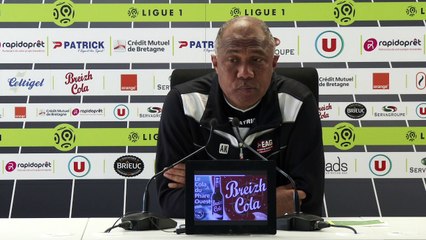 Le point presse d'Antoine Kombouaré avant Nantes-Guingamp !
