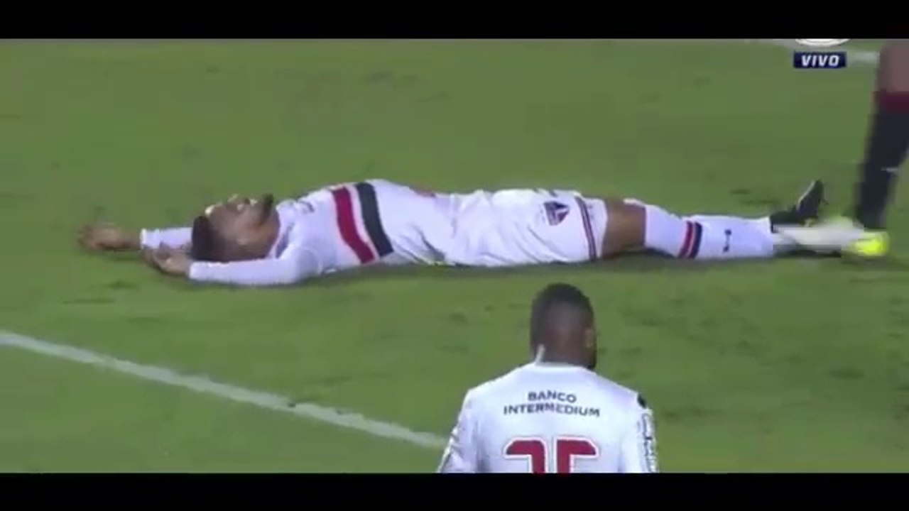 O Pior Vexame de Um Clube Brasileiro São Paulo vs Defensa y Justicia