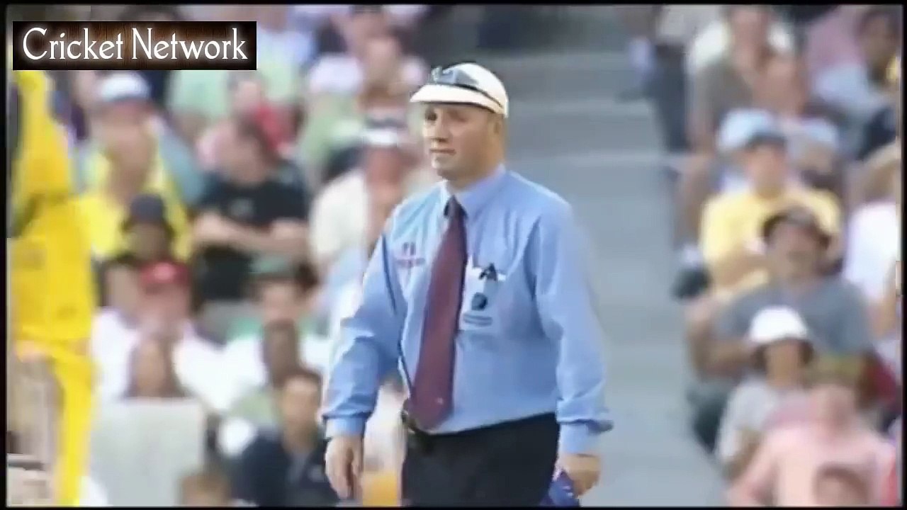 Unbelievable Cricket Funny Moments  -- Funniest Fielding Ever in Cricket History - (updated 2017)