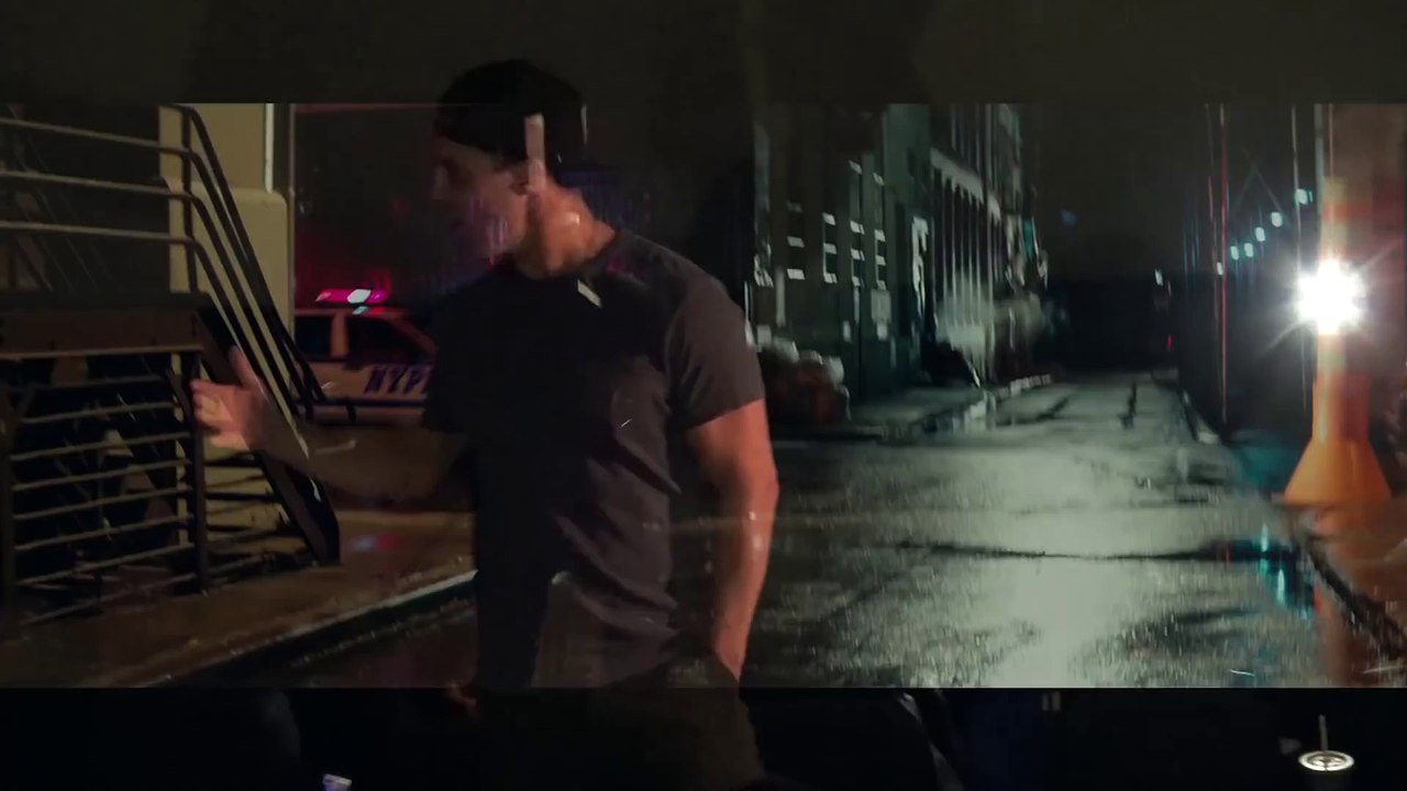 NINJA TURTLES 2 PREMIERE with Stephen Amell