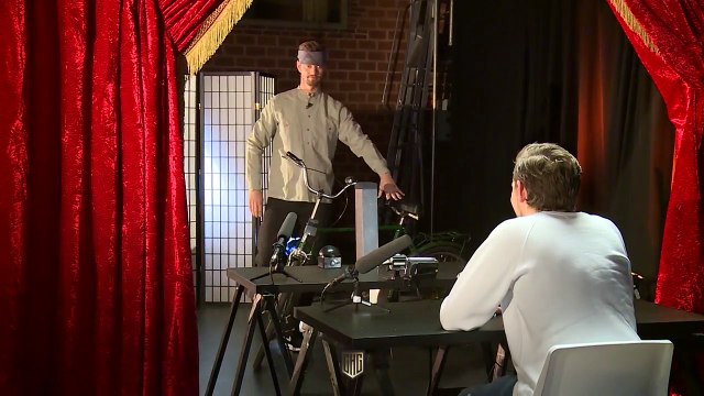 Aushalten- Nicht lachen - der verbotene Teil - Circus HalliGalli - ProSieben