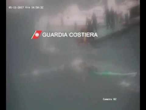 Salvati dai militari della Guardia Costiera due canoisti