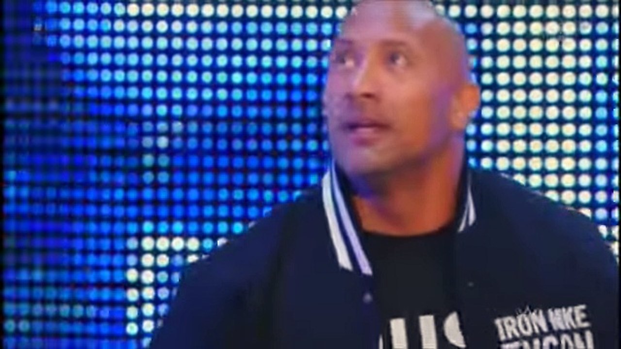The Rock Returns ! (Entrance) - WWE Raw 06_10_2014 - BIG CROWD !