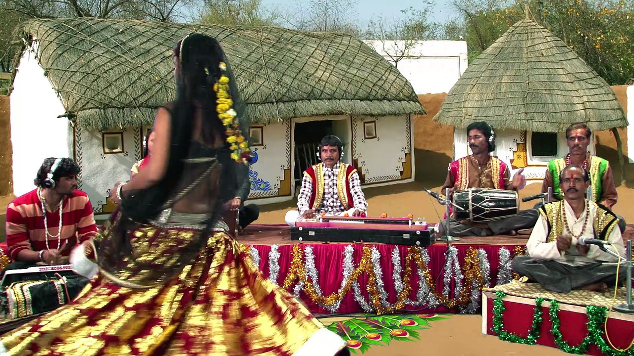 बुन्देली जबाबी राई नाच / लग रही गोरी कमाल की /...