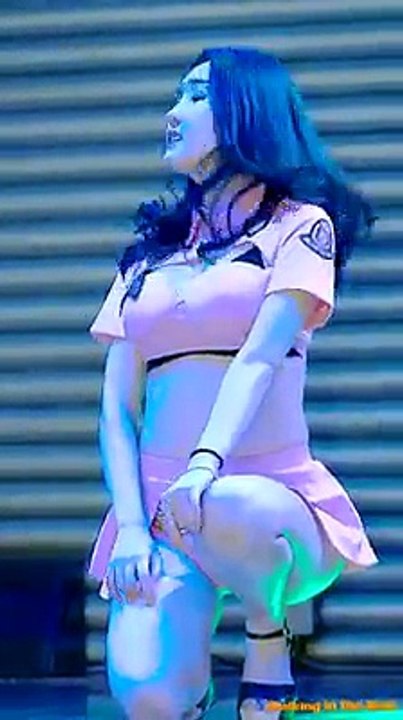 Sexy Korean Girl Dance