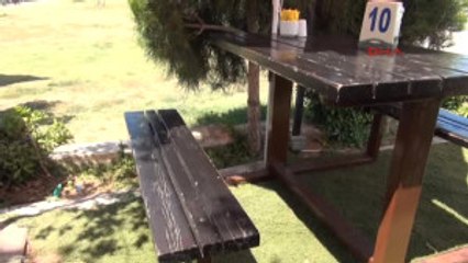 Antalya Tartıştığı Eşini ve Üvey Oğlunu Bıçakladı