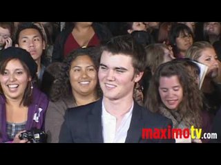 CAMERON BRIGHT at NEW MOON Premiere Arrivals