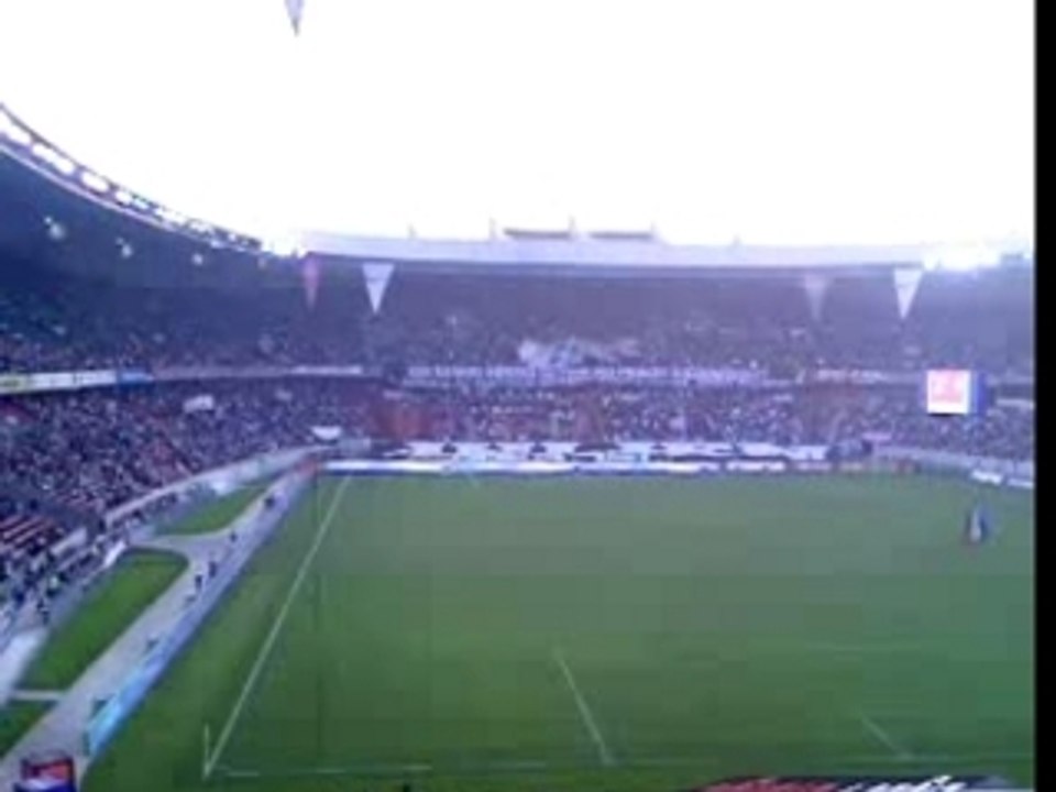 Psg rennes préparatif tifo hommage borelli