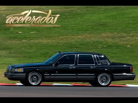 LINCOLN TOWN CAR NO LIMITE! - VOLTA RÁPIDA ONBOARD #97 | ACELERADOS