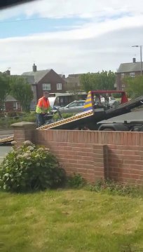 Ces dépanneurs sont juste DINGUE... Regardez pourquoi