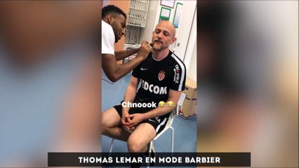 Comment jongler en jouant à la guitare sur une corde, Lemar joue au barbier