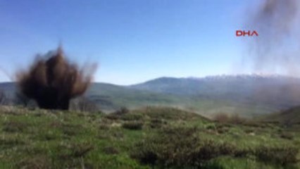Muş Şenyayla Kırsalında Teröristlere Ait Patlayıcıların Imha Edilme Anı