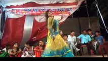 Latesr Bhojpuri Dance Show By Local Village Girl Stage Program Bhojpuri Songs  2017