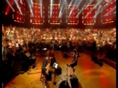 With a little help from my friend by Jude et Ayo