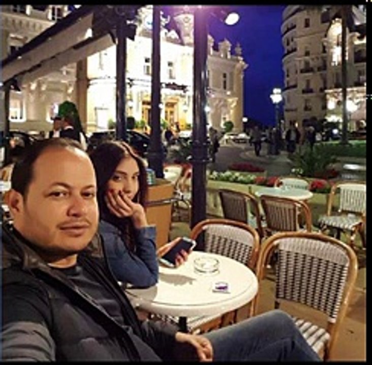أولى صور سمير الوفي في شهر العسل