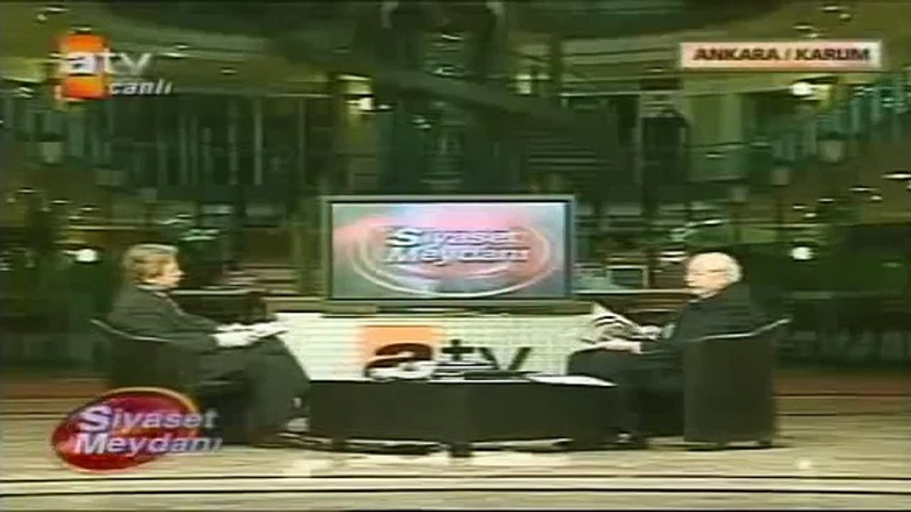 Erbakan, Gizli Dünya Devleti`ni Açıklıyor