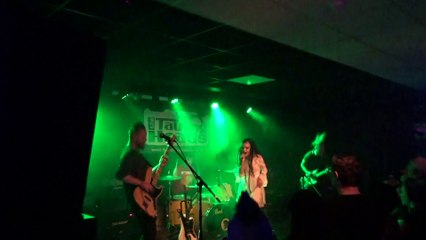 HANDS OFF GRETEL at the Talking Heads, Southampton.