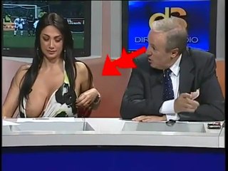 Marika Fruscio Has Problems with Her Dress