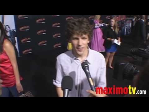 Jesse Eisenberg - Interview at ZOMBIELAND Premiere