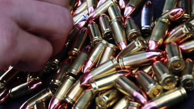 Dual Wielding Full Auto Glocks W_ 100 Round Drum Mags