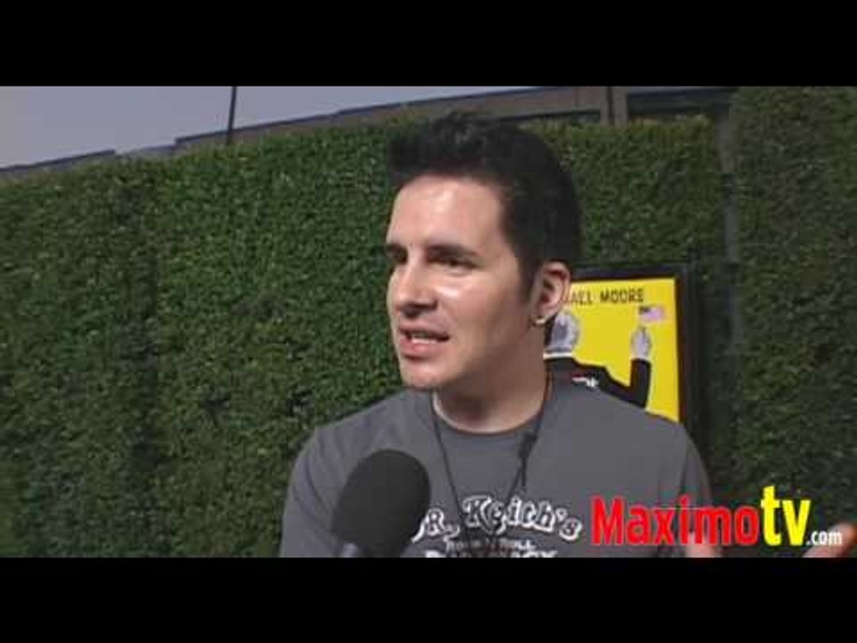Hal Sparks "TMZ Harvey Levin is a Peeping Tom" Exclusive