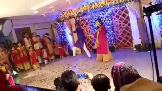wedding dance with bangla song local bus- momotaj song
