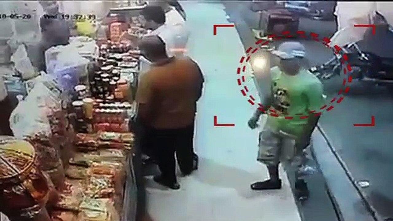 Dekha Waterpump lootmar ki cctv video