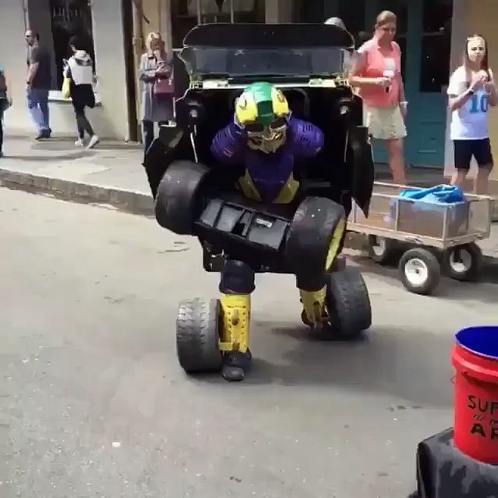 Menino Carro