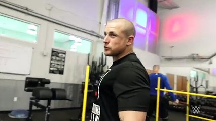 Mojo Rawley hits incredible 60-inch box jump to finish a grueling workout
